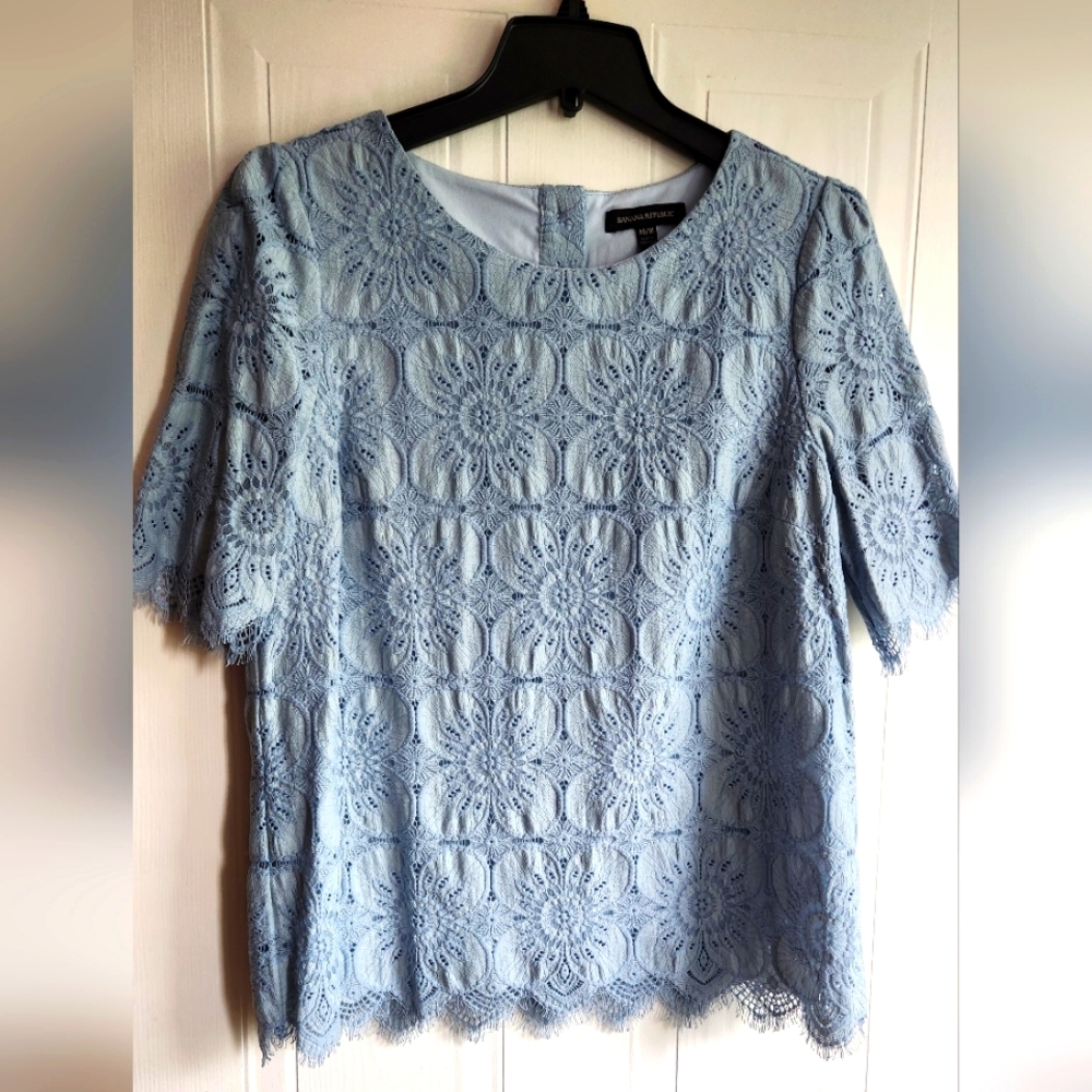 Banana Republic Lace Blouse